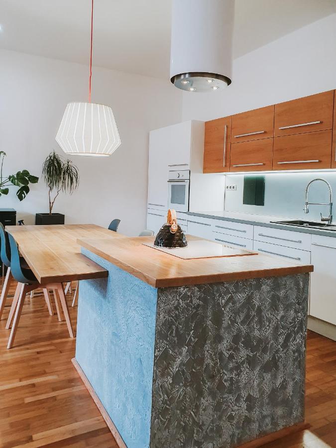 Priestranny Apartman V Centre Kosice Exterior photo